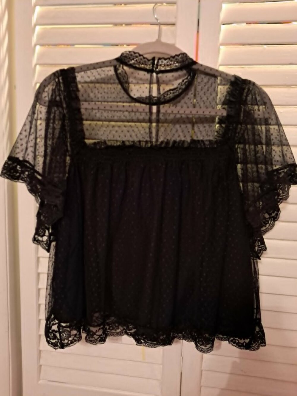 HAPPY X NATURE BLACK LACE DOTS TOP BLOUSE MEDIUM